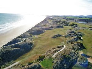 Barnbougle (Dunes) 6th Side Drone